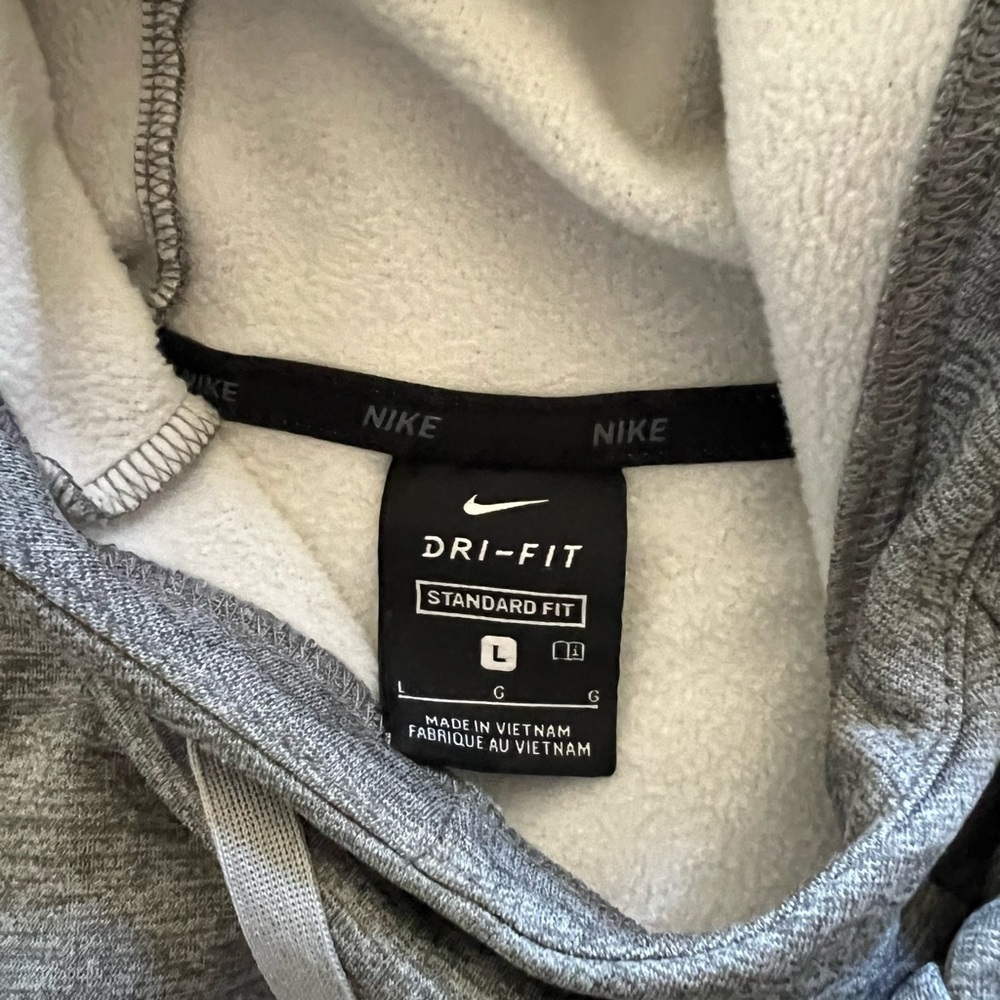 Nike Therma Men's Gray Heather Fleece Lined Pullover Hoodie in size Large - Picture 2 of 10